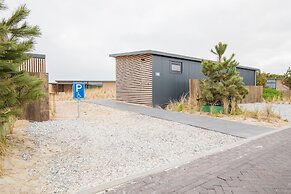 Comfortable Lodge With Dishwasher, Near the Beach