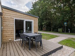 Kijkduin Chalet Near Beach