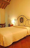 Apartment in Perugia With Pool & Terrace