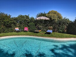 Tuscan Retreat With Pool