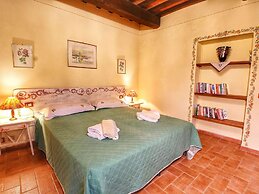 Chianti Hillside Farmhouse