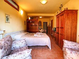 Chianti Hillside Farmhouse