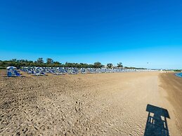 Villa in Albarella With Private Pool & Beach