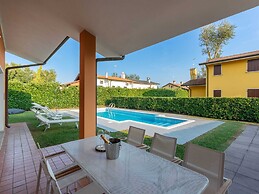 Villa in Albarella With Private Pool & Beach