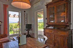 Tuscan Stay w/ Jacuzzi