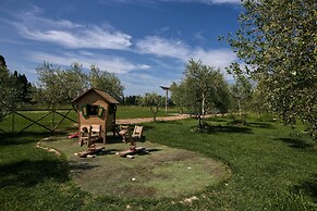 Tuscan Stay w/ Jacuzzi