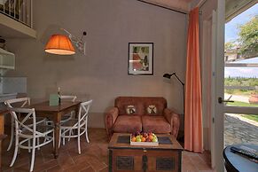 Tuscan Stay w/ Jacuzzi