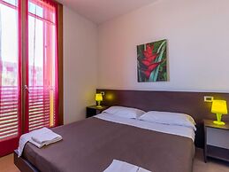 Apartment in Albarella Near Sandy Beach