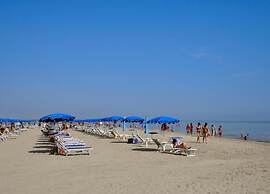 Apartment in Albarella Near Sandy Beach