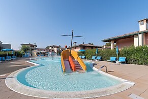 Apartment With Pool in Lido Delle Nazioni