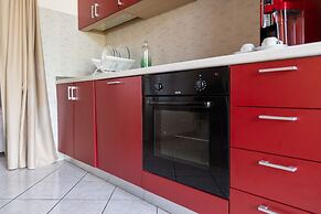 Apartment With Pool in Lido Delle Nazioni