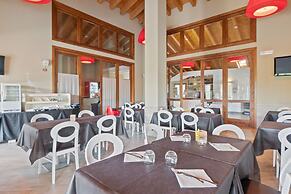 Apartment With Pool in Lido Delle Nazioni