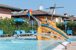 Apartment With Pool in Lido Delle Nazioni