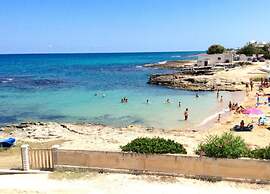 Nice Apartment with Balcony near Puglia Beach