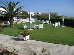 Nice Apartment with Balcony near Puglia Beach
