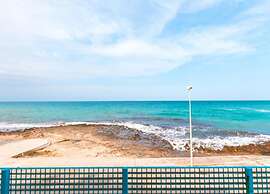 Cozy Apartment with Balcony near Puglia Beach