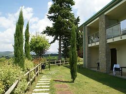 Apartment in Chianti With Shared Pool