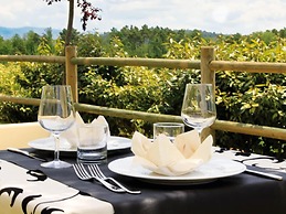 Apartment in Chianti With Shared Pool