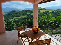 Villa in Marche With Pool & Panoramic Views