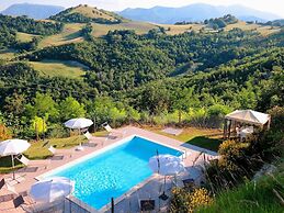 Villa in Marche With Pool & Panoramic Views