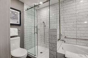 Sandman Signature Saskatoon South Hotel