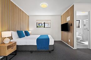 Summer Inn Motel