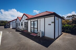 Summer Inn Motel