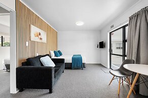 Summer Inn Motel