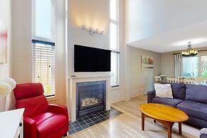 Sierra Lane Condos