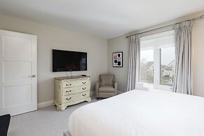 Sierra Lane Condos