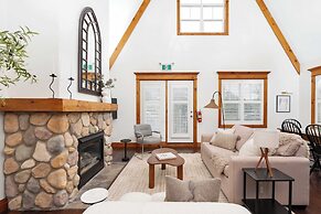 Historic Snowbridge Townhomes