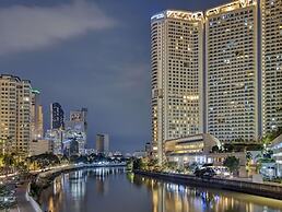 Novotel Suites Manila at Acqua