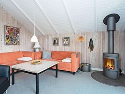 6 Person Holiday Home in Romo