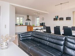 5 Star Holiday Home in Romo