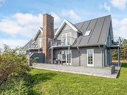 5 Star Holiday Home in Romo