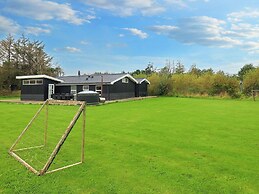 5 Star Holiday Home in Lokken