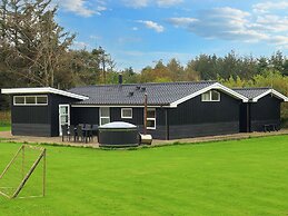 5 Star Holiday Home in Lokken