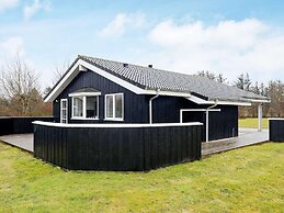 4 Star Holiday Home in Lokken