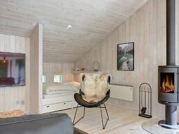 Luxury Retreat Near Beach