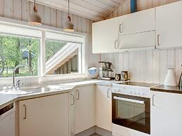 Luxury Retreat Near Beach