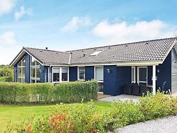 5 Star Holiday Home in Skals