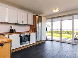 6 Person Holiday Home in Thyholm-by Traum
