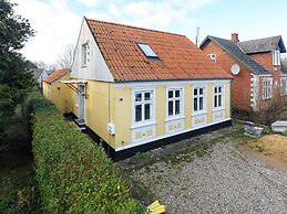 6 Person Holiday Home in Marstal
