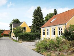 6 Person Holiday Home in Marstal