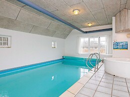 10 Person Holiday Home in Ulfborg