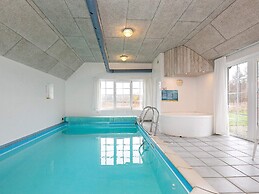 10 Person Holiday Home in Ulfborg