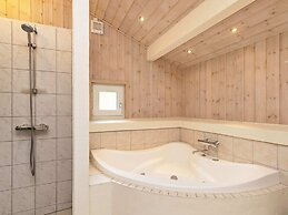 6 Person Holiday Home in Bindslev