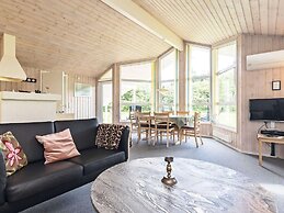 6 Person Holiday Home in Bindslev
