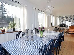 8 Person Holiday Home in Bindslev-by Traum
