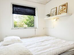 4 Star Holiday Home in Vaeggerlose